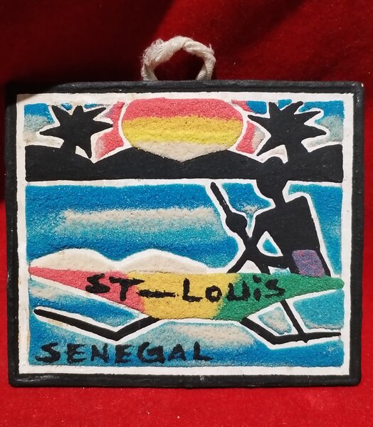 Picturi Senegaleze pe nisip de plaja oceanic si lemn